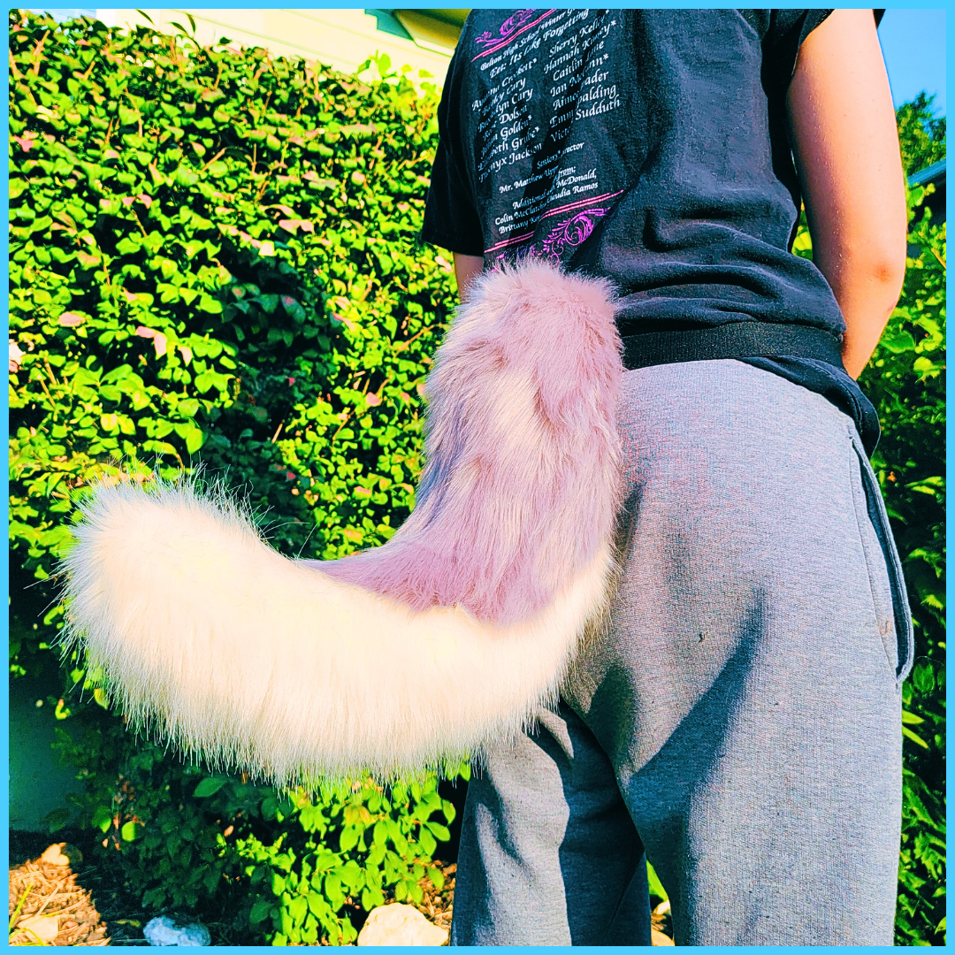 Relaxed Canine Tail Pattern